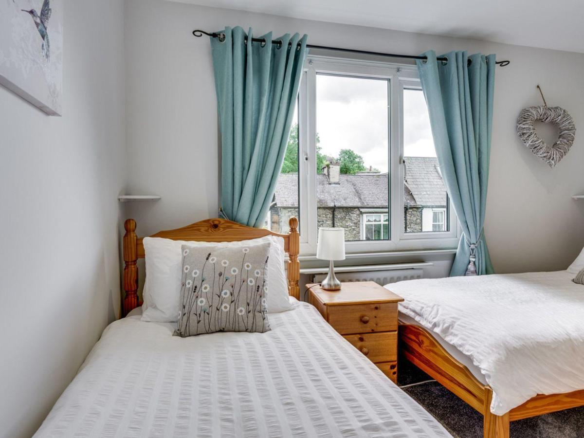 Gorgeous Cottage In Bowness Екстериор снимка